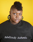 Camisa de cuello redondo de manga larga Rebelly Authentic negra
